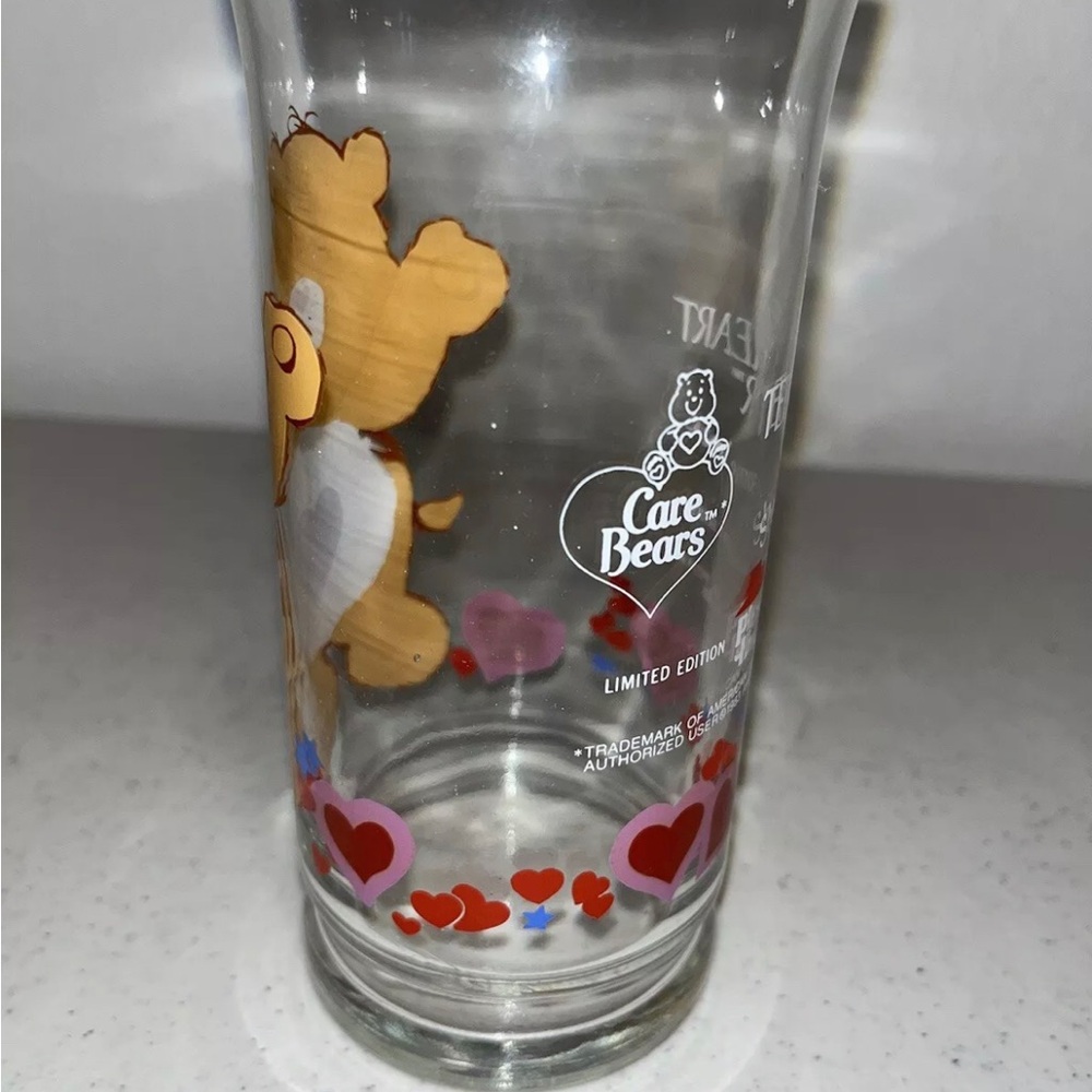 Vintage 1983 Pizza Hut care Bears, Tenderheart bear drinking glass Tumbler - Picture 4 of 4